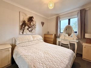 Photo 19- click for photo gallery